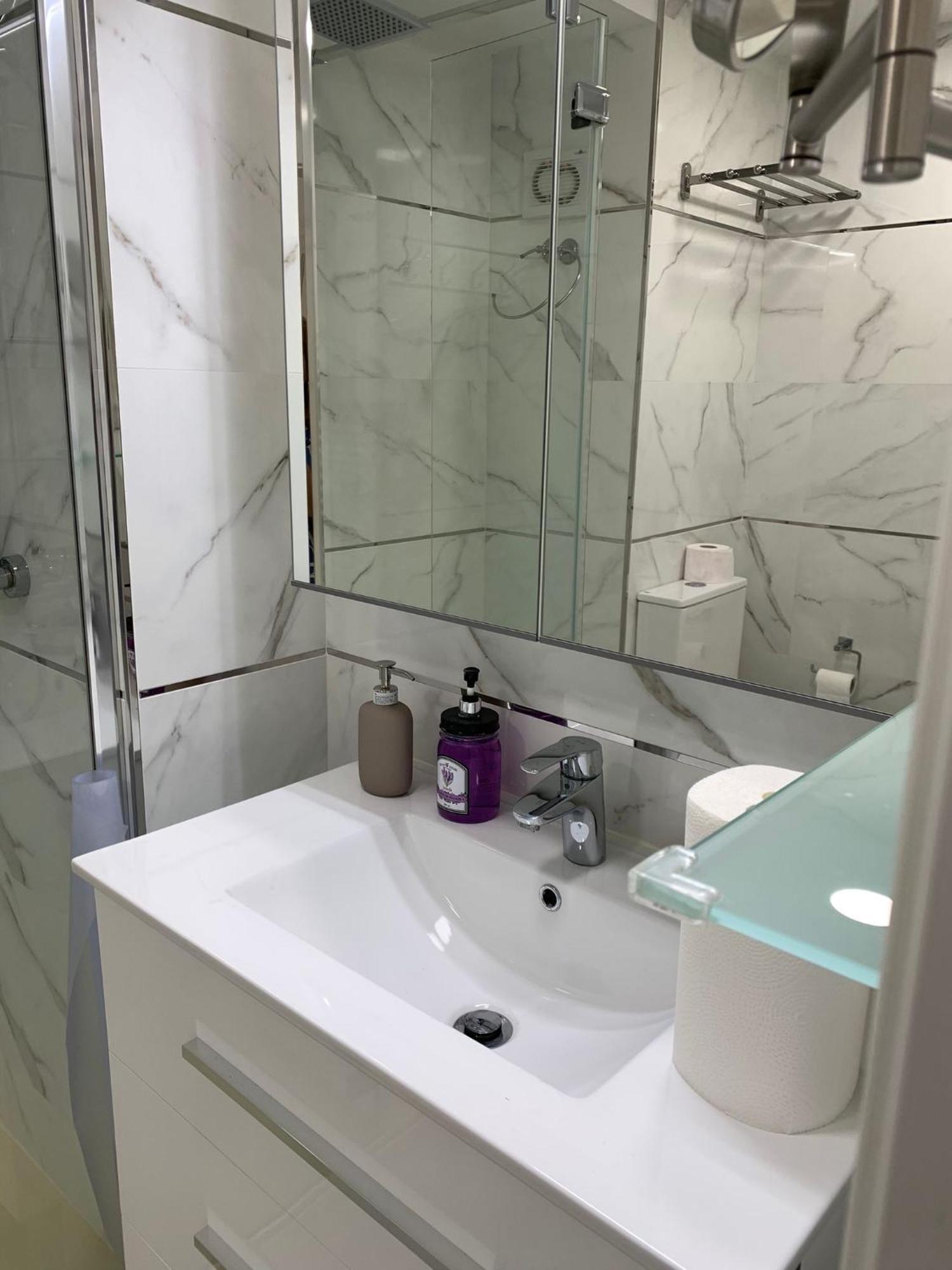Salesas Centro Comercial Corte Ngles- Apartment *