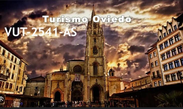 Salesas Centro Comercial Corte Ngles- *